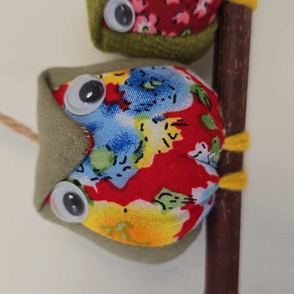 Wall Decorating Colorful Fabric Handmade 4 Owls Family Branch Wall Hanging 8"×7" - Picture 6 of 10